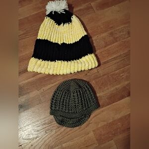 2‑Piece Winter Hat Bundle – Beanie & Crochet Cap